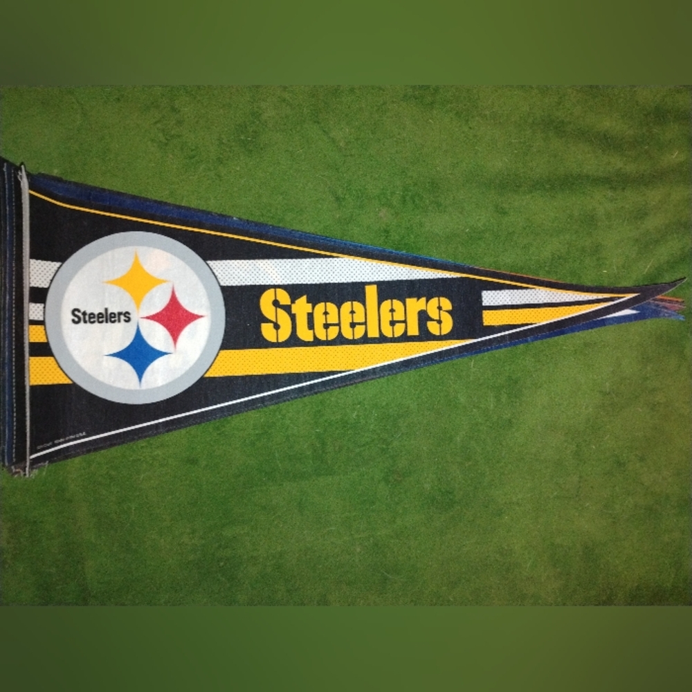 NFL Pittsburgh Steelers Wincraft Sports 29" Pennant Flag